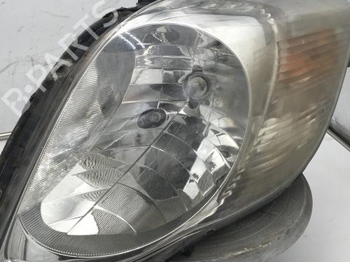 Right headlight TOYOTA YARIS (_P9_) 1.33 VVT-i (NSP90_, NSP90R) | BP32142335C29