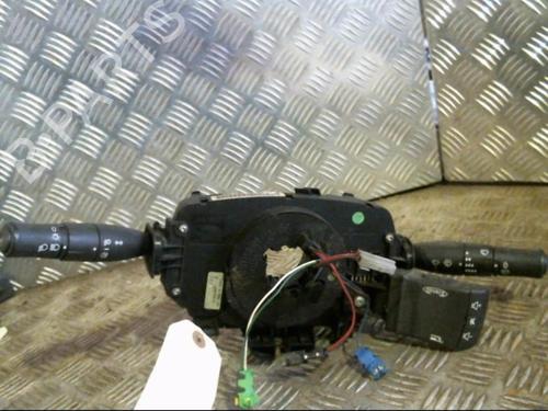 Used Steering column stalk RENAULT MEGANE II Estate (KM0/1_) 1.5 dCi (KM16, KM1E) (106 hp) 20998853