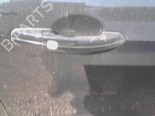 Høyre foran utvendig håndtak FORD KUGA II (DM2) 2.0 TDCi (150 hp) 27819396