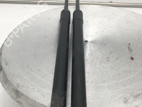 Used Tailgate lift support Tailgate lift support VW POLO IV (9N_, 9A_) 1.2 12V (64 hp) 31794419 31794419