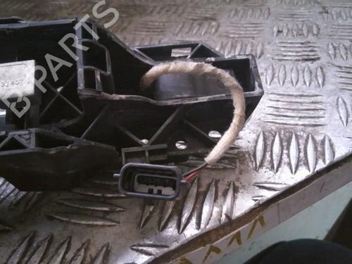 rear-left-exterior-door-handle-renault-megane-iii-hatchback-bz01_-b3_-2008-24148503 main image