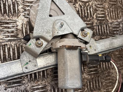 front-left-window-mechanism-renault-trafic-ii-van-fl-2001-36442587 main image
