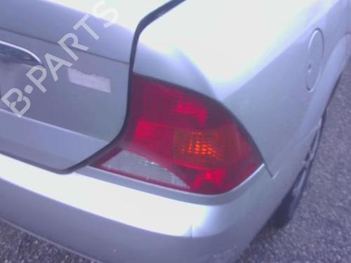 Used Right taillight FORD FOCUS I (DAW, DBW) 1.6 16V (100 hp) 30572444