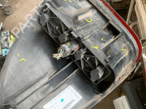 Venstre baglygte Venstre baglygte CHRYSLER VOYAGER IV (RG, RS) 2.5 CRD (141 hp) 33859204 33859204