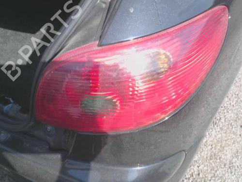 Used Right taillight PEUGEOT 206 Hatchback (2A/C) 1.4 HDi eco 70 (68 hp) 28071636