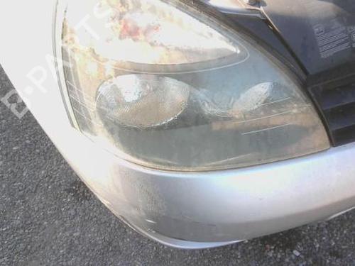 Faro derecho RENAULT CLIO II (BB_, CB_) 1.5 dCi (B/C2J) (68 hp) 29501757