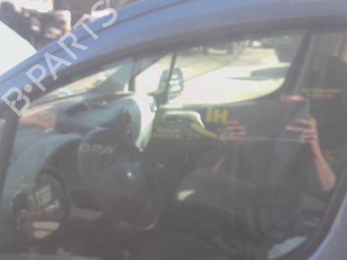 front-left-door-window-peugeot-partner-box-bodympv-2008-33170343 main image