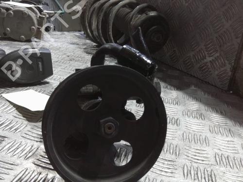 Used Steering pump HYUNDAI H-1 / STAREX Bus (A1) 2.5 TCi (101 hp) 29328239