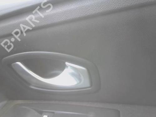 Used Front right interior door handle RENAULT LAGUNA III Grandtour (KT0/1) 1.5 dCi (KT0A, KT0R, KT02) (110 hp) 28495475