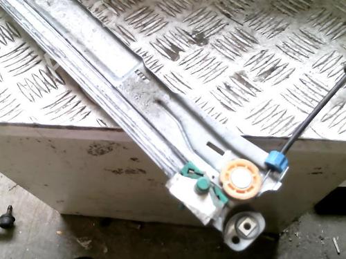 Front left window mechanism RENAULT CLIO III (BR0/1, CR0/1) 1.5 dCi (C/BR0G, C/BR1G) | BP20988200C22 
