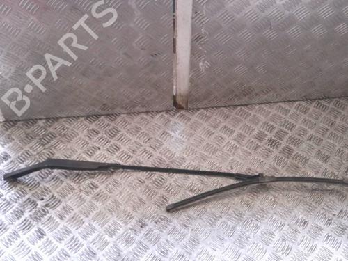 Used Front windshield wiper arm Front windshield wiper arm VW GOLF IV (1J1) 1.9 TDI (90 hp) 28422531 28422531
