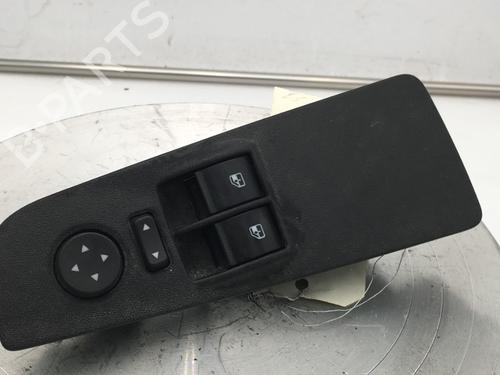 Used Switch Switch FIAT GRANDE PUNTO (199_) 1.2 (65 hp) 31577161 31577161