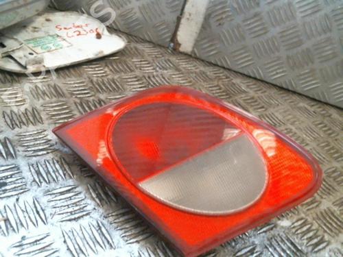 Used Left tailgate light MERCEDES-BENZ E-CLASS (W210) E 270 CDI (210.016) (170 hp) 22040213