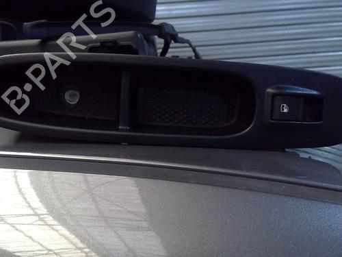 Used Right front window switch Right front window switch LANCIA YPSILON (312_) 1.2 (312.PXA1A, 312.YXA1A) (69 hp) 20871698 20871698