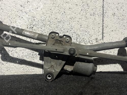 Used Front wiper motor Front wiper motor ALFA ROMEO 159 (939_) 1.9 JTDM 16V (939AXC1B, 939AXC12) (150 hp) 31067921 31067921