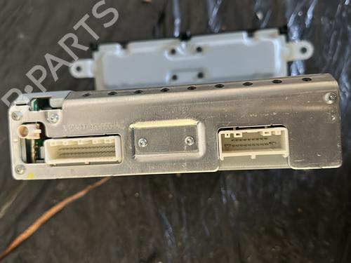 Used Radio Radio RENAULT TWINGO III (BCM_, BCA_) 1.0 SCe 70 (71 hp) 20862979 20862979