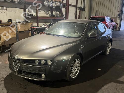 Dashboard ALFA ROMEO 159 (939_) 1.9 JTDM 16V (939AXC1B, 939AXC12) | BP31067927C46 - Image 9