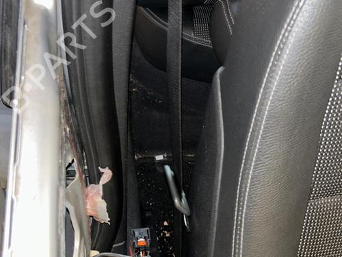 front-right-seatbelt-opel-astra-h-estate-a04-2004-2005-2006-2007-2008-2009-2010-2011-2012-2013-2014-25844059 main image