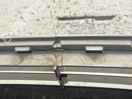 Used Grille Grille 25436453 25436453