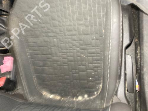 Asiento delantero derecho Asiento delantero derecho 38290589 38290589