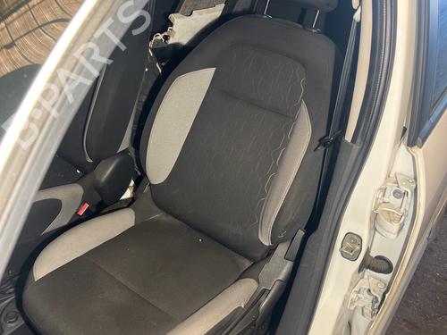 Left front seat CITROËN C3 II (SC_) 1.4 VTi 95 | BP36794327C15  - Image 5