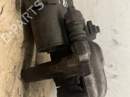 Pinça travão trás direita MERCEDES-BENZ A-CLASS (W177) A 180 d (177.003) (116 hp) 30615814