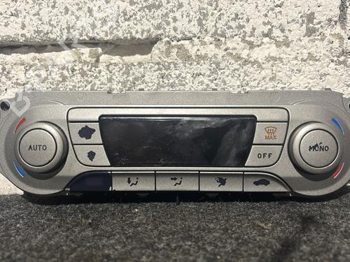 Used Climate control Climate control FORD FOCUS II (DA_, HCP, DP) 1.8 TDCi (115 hp) 30854138 30854138