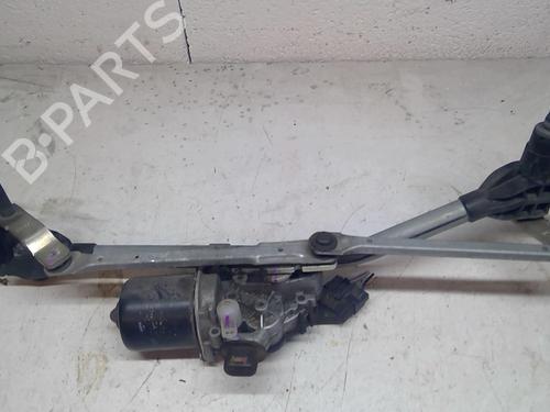 Used Front wiper motor RENAULT MEGANE III Hatchback (BZ0/1_, B3_) 1.5 dCi (106 hp) 20867318