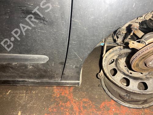 Used Right front fenders Right front fenders 36802595 36802595