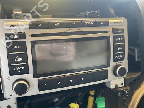 Used Radio HYUNDAI SANTA FÉ II (CM) 2.2 CRDi GLS 4x4 (150 hp) 20867047