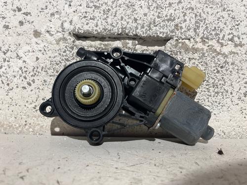 Right front window motor FORD FIESTA VI (CB1, CCN) 1.6 TDCi | BP37751537E20 - Image 2