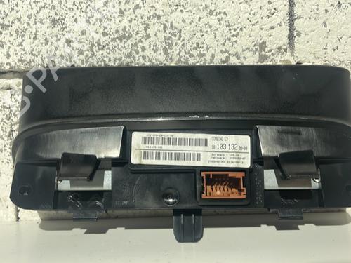 Used Instrument cluster Instrument cluster CITROËN C4 CACTUS 1.2 VTi 82 (82 hp) 31376391 31376391