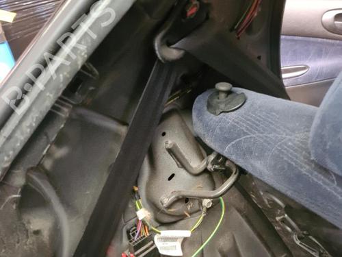 Venstre bak beltestrammer PEUGEOT 206 Hatchback (2A/C) 1.4 HDi eco 70 (68 hp) 20871831