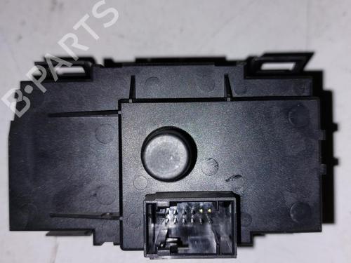 Used Headlight switch BMW 1 (E87) 120 d (163 hp) 21860075