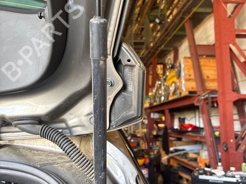 Used Tailgate lift support Tailgate lift support 38473270 38473270