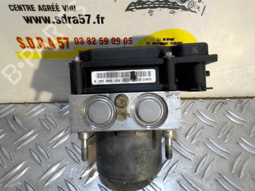 Used ABS pump ABS pump RENAULT MODUS / GRAND MODUS (F/JP0_) 1.5 dCi (FP0D, JP0D) (82 hp) 21857862 21857862