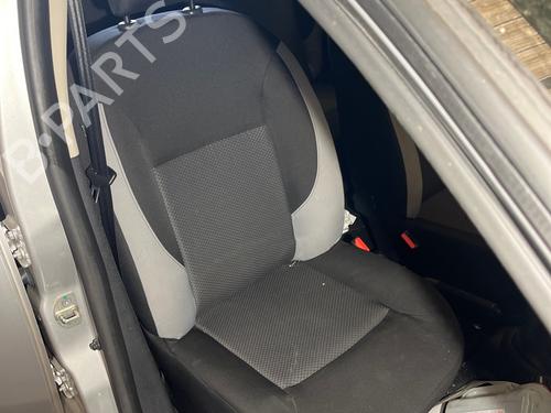 Used Right front seat Right front seat 37613214 37613214