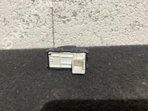 Used Right front window switch Right front window switch CITROËN C4 Picasso II 1.6 HDi 90 (92 hp) 21866210 21866210