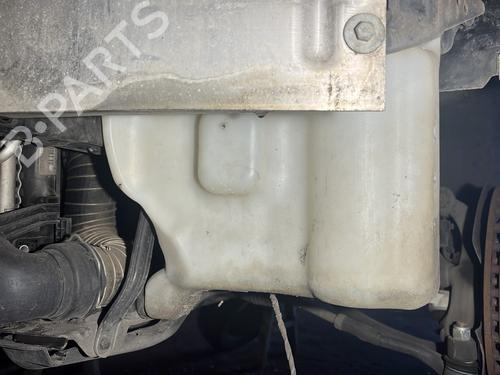 Used Windscreen washer tank MERCEDES-BENZ C-CLASS Coupe (CL203) C 180 Kompressor (203.746) (143 hp) 27702482