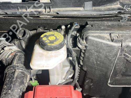 Used Brake master cylinder RENAULT KADJAR (HA_, HL_) 1.6 dCi 130 (HLA4) (130 hp) 26962595
