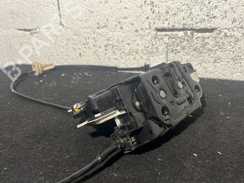 Front right lock VW GOLF VI (5K1) 1.6 TDI | BP22893957C97 