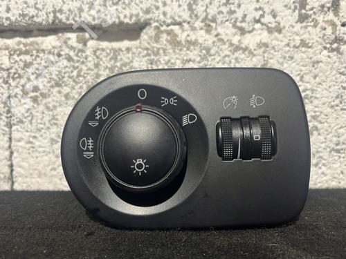 Headlight switch SEAT LEON (1P1) 1.9 TDI | BP29865074I24 