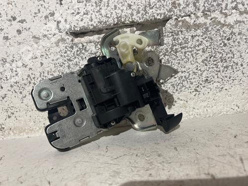 Used Tailgate lock Tailgate lock 38034616 38034616