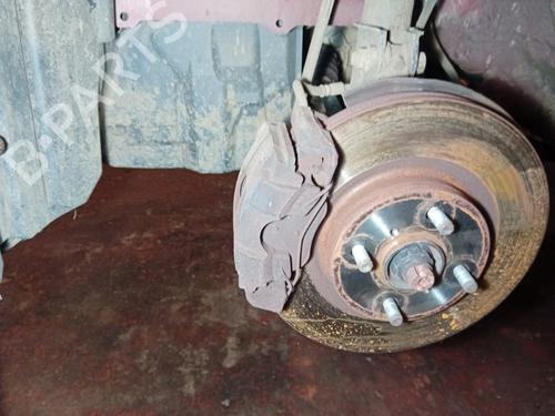 Used Left front brake caliper TOYOTA YARIS (_P13_) 1.5 (NSP131_) (112 hp) 20872515
