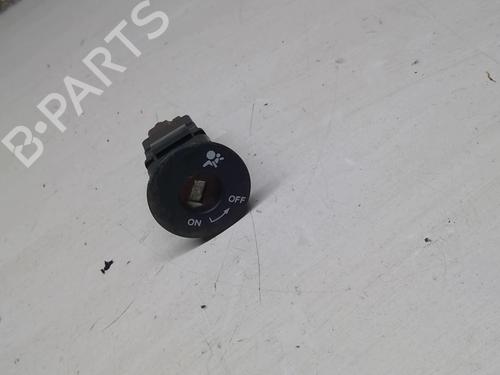 Used Switch RENAULT KANGOO Express (FC0/1_) 1.2 16V (FC05, FC0W, FC1D, FC1P, FC1K, FC0T) (75 hp) 21861909