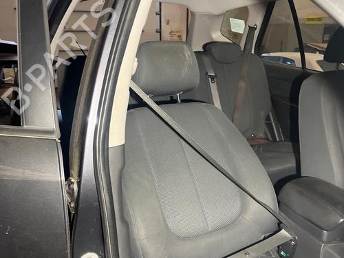 front-right-seatbelt-kia-carens-iii-mpv-un-2006-2007-2008-2009-2010-2011-2012-2013-35903638 main image