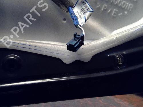Used Right front window switch RENAULT LAGUNA III (BT0/1) 2.0 dCi (BT07, BT0J, BT14, BT1A, BT1S) (131 hp) 21857935