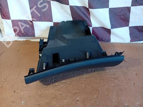Used Glove box RENAULT LAGUNA Coupe (DT0/1) 2.0 dCi (DT01, DT08, DT09, DT0K, DT12, DT1C, DT1D, DT1M,... (150 hp) 20868377