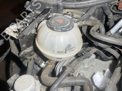 Used Expansion tank AUDI A1 Sportback (8XA, 8XF) 1.0 TFSI (95 hp) 23984843