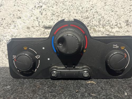 Used Climate control RENAULT CLIO III Grandtour (KR0/1_) 1.5 dCi (KR0F) (86 hp) 30396917